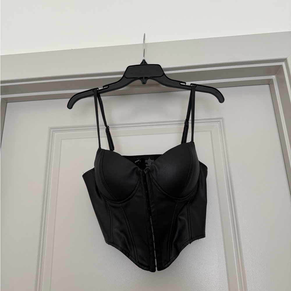 Windsor Black Crop Top